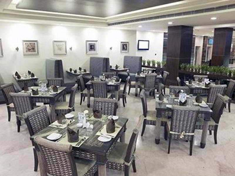 Gokulam Park Sabari-Siruseri Sipcot Chennai Restaurante foto